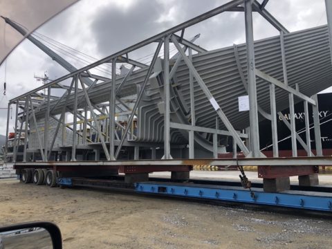 重量物の積み込み