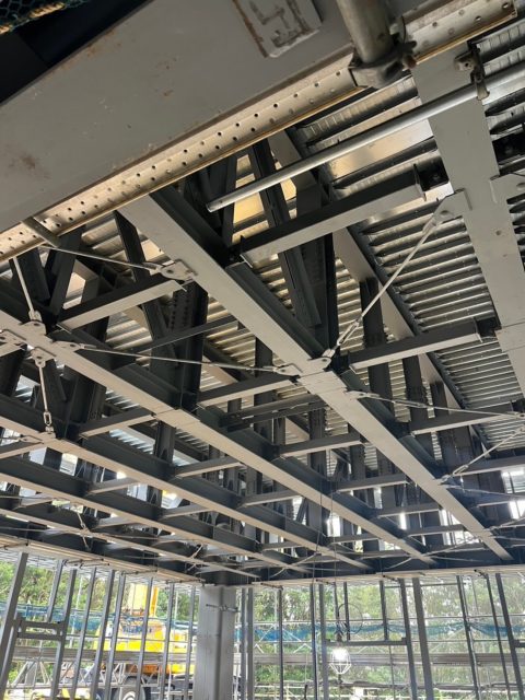 浜松にて鉄骨工事終盤