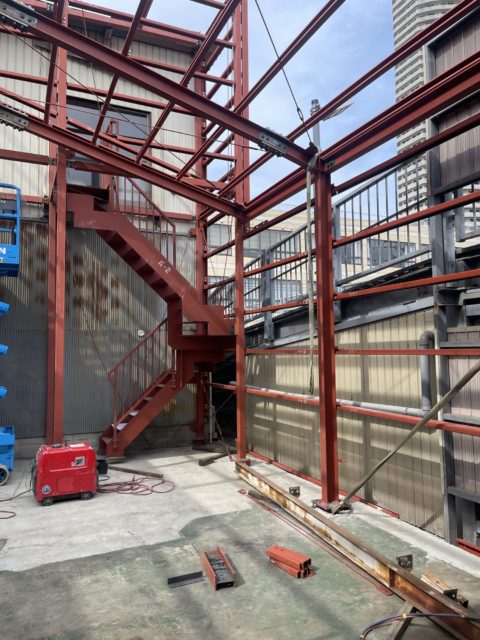 北区での鉄骨工事