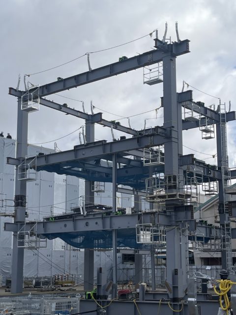 鉄骨建て方スタート