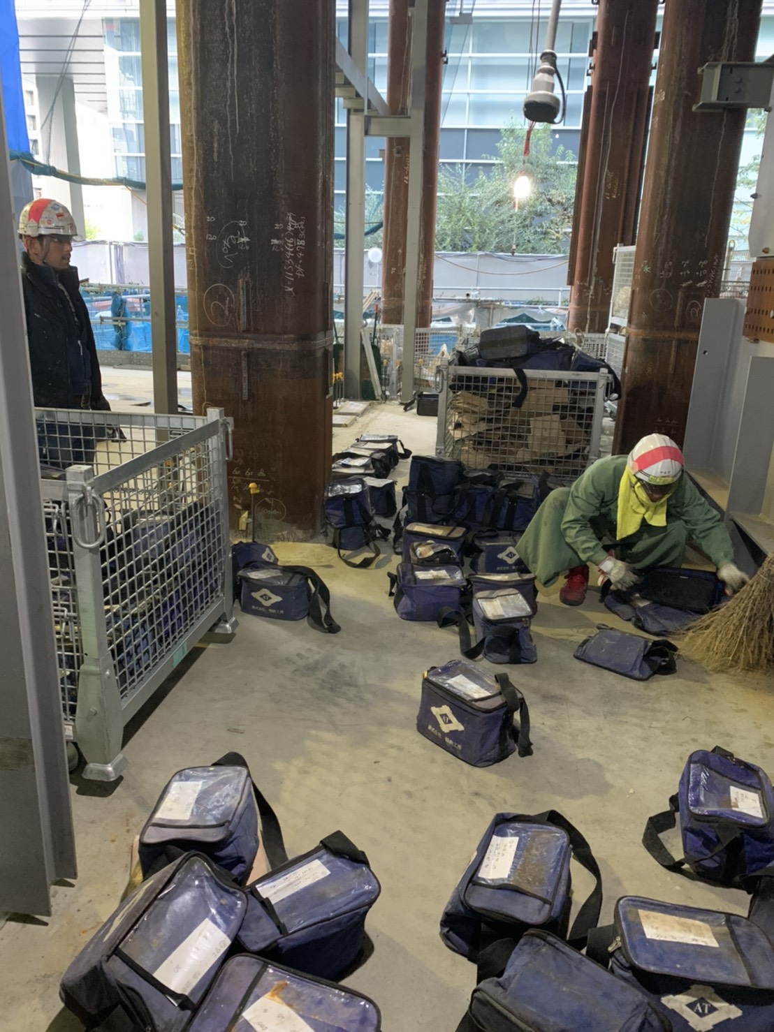 東桜ビル前段取り