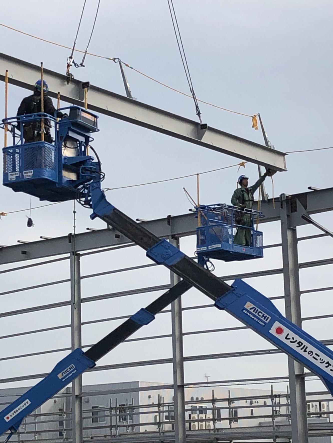 日硝ハイウェー建方