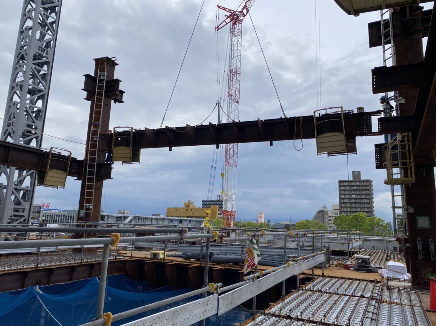 岐阜県庁鉄骨工事