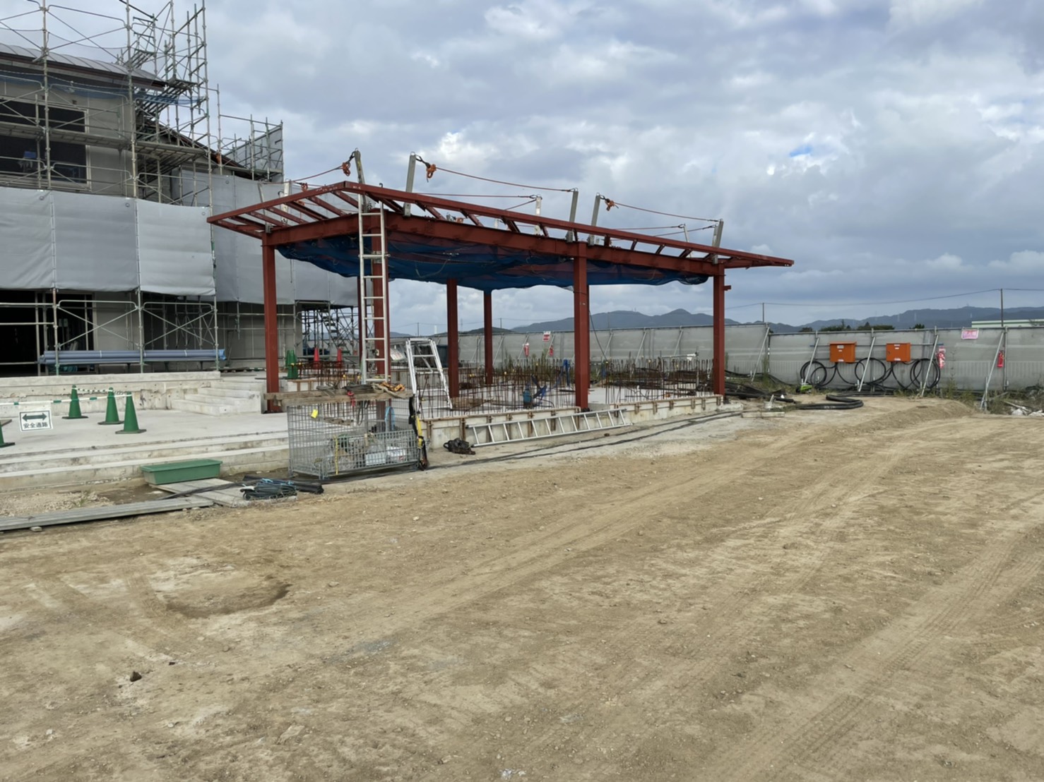 最終の鉄骨建方完了