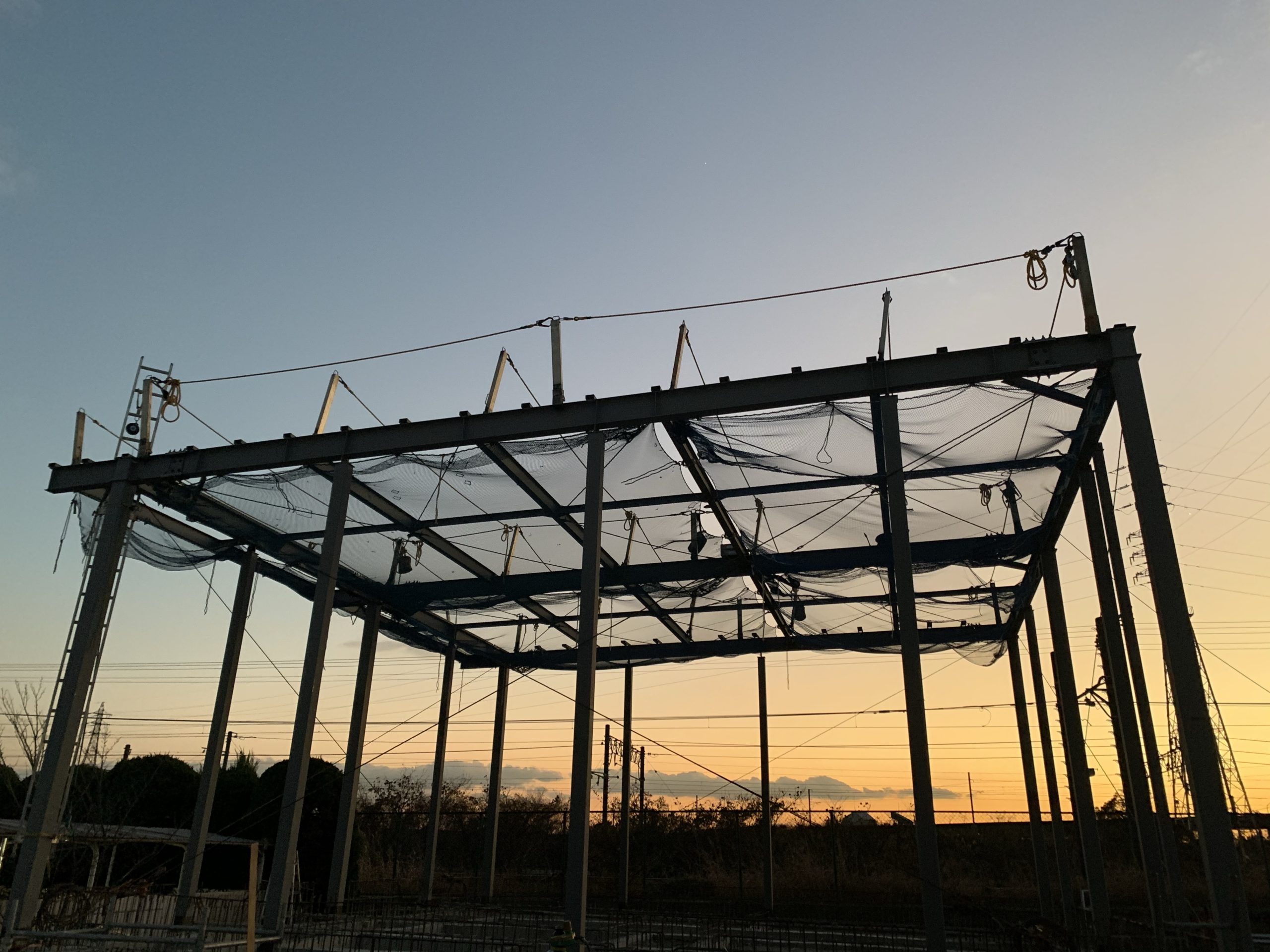 大府市で鉄骨建方