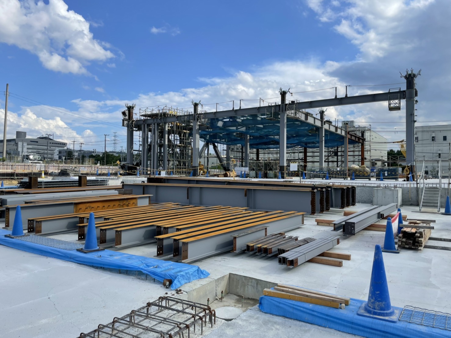 神戸での鉄骨建方