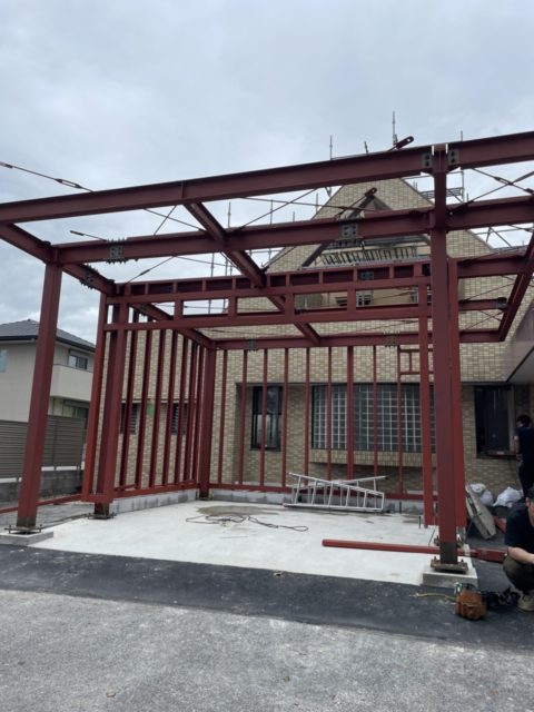 名古屋市名東区で鉄骨建方